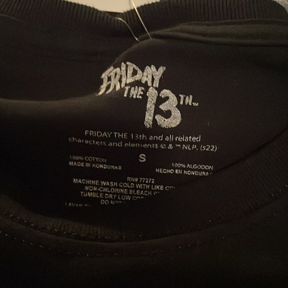 NWT OFFICIALLY LICENSED Friday the 13th Jason Lives T-Shirt Top Graphic Tee - Picture 6 of 6